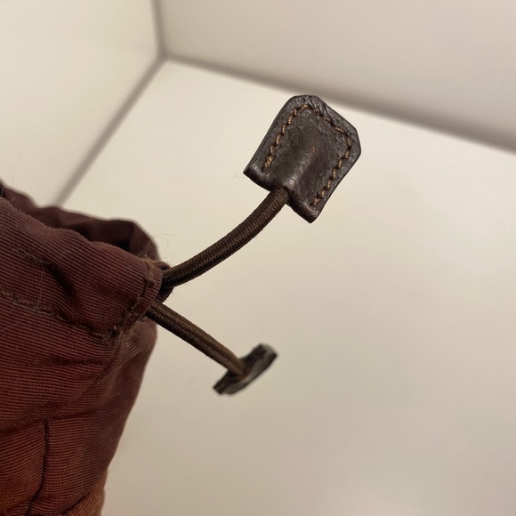 SOLD Gucci Water Bottle Holder - Picture 10 of 11